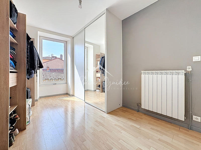 Appartement - 72 m² - 3 pièces