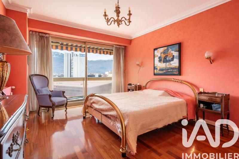 Appartement - 129 m² - 3 pièces