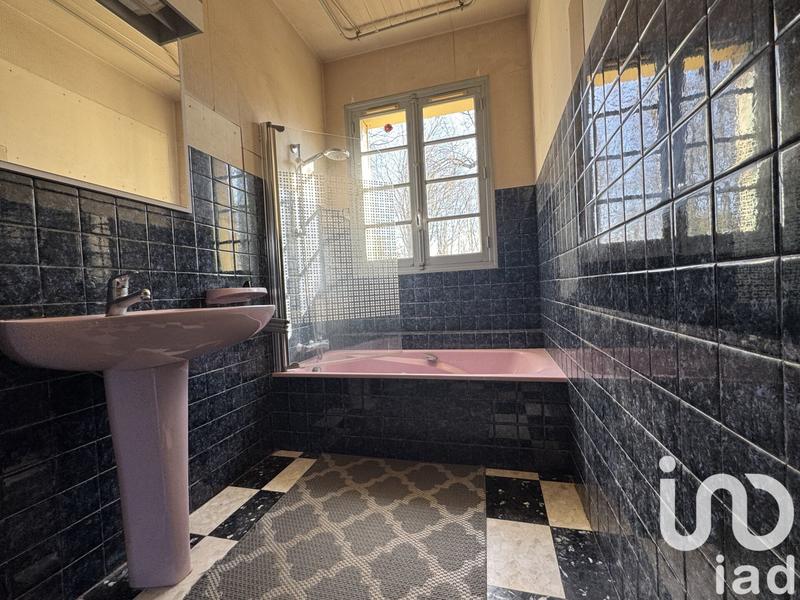 Maison - 129 m² - 8 pièces