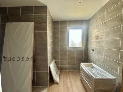 Maison - 121 m² - 4 pièces