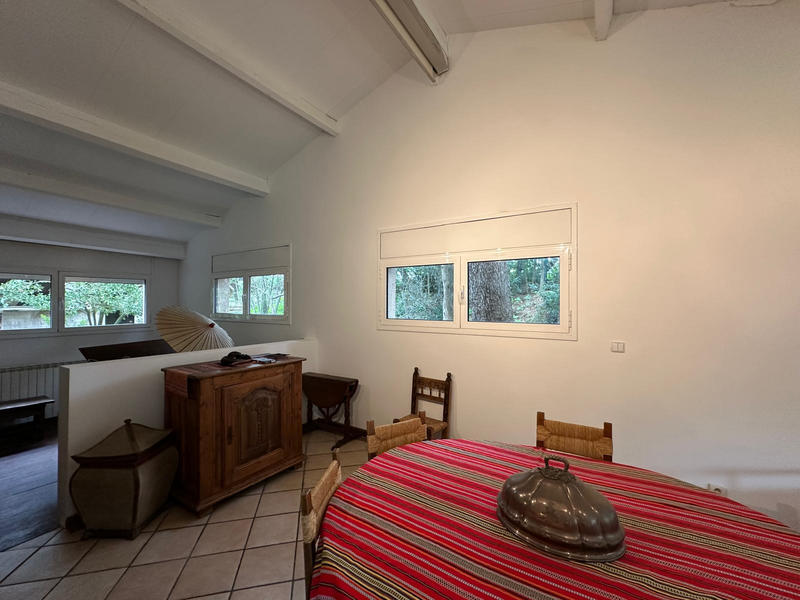 Villa - 320 m² - 10 pièces