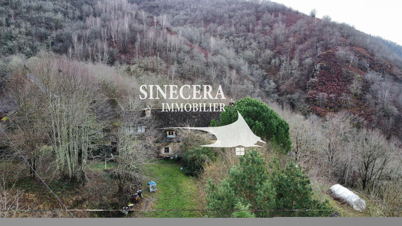 Maison - 230 m² - 5 pièces