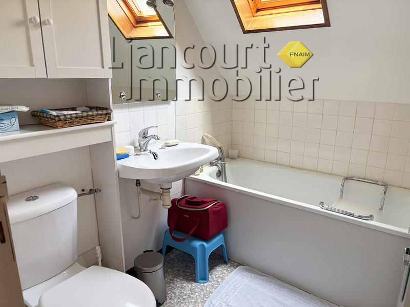 Maison - 108 m² - 6 pièces