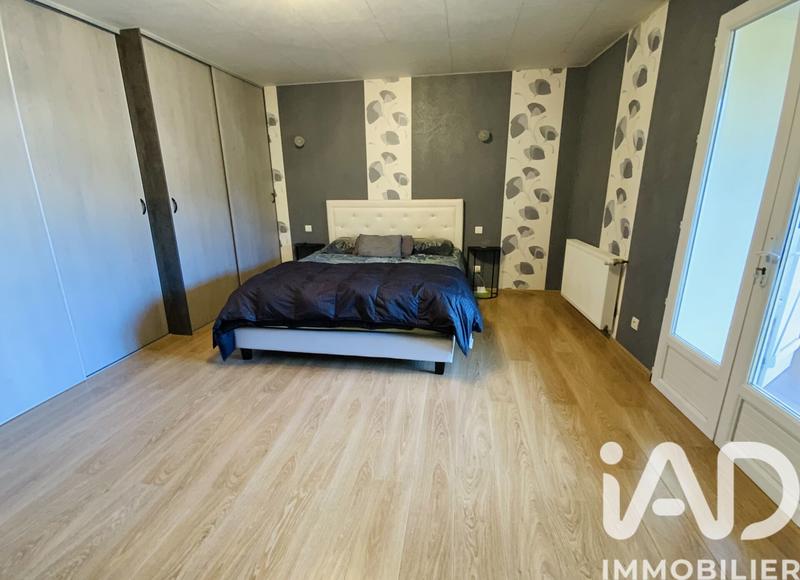 Maison de village - 211 m² - 6 pièces