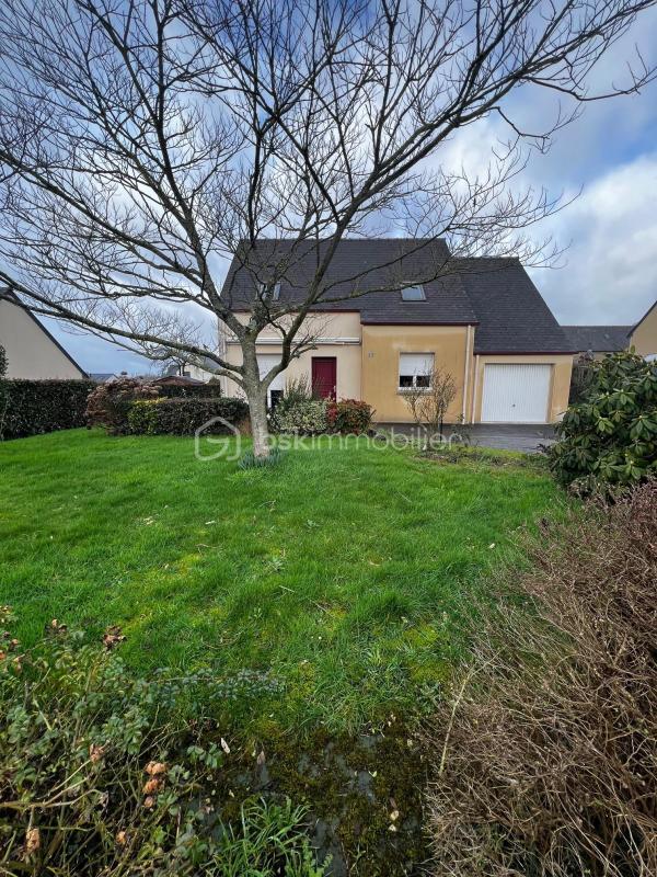 Maison traditionnelle - 85 m² - 4 pièces