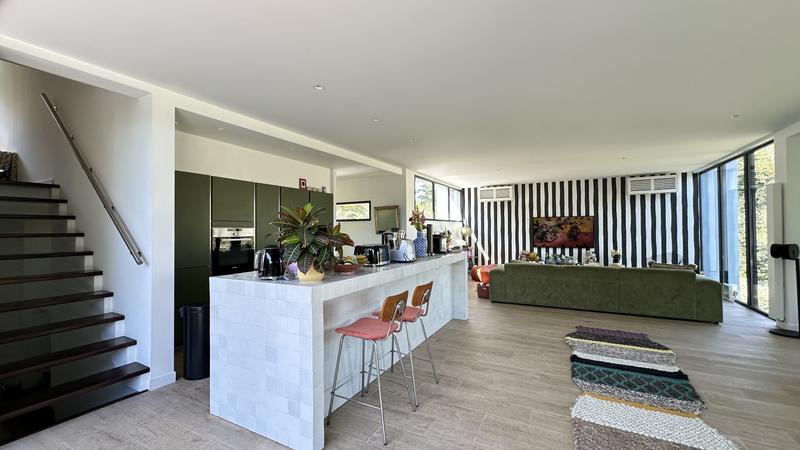 Maison d'architecte - 170 m² - 5 pièces