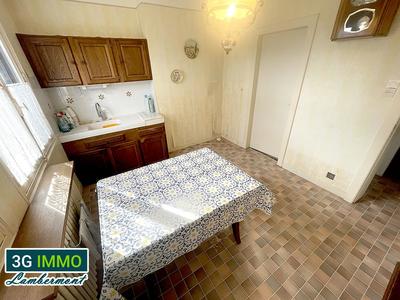 Maison - 79 m² - 5 pièces