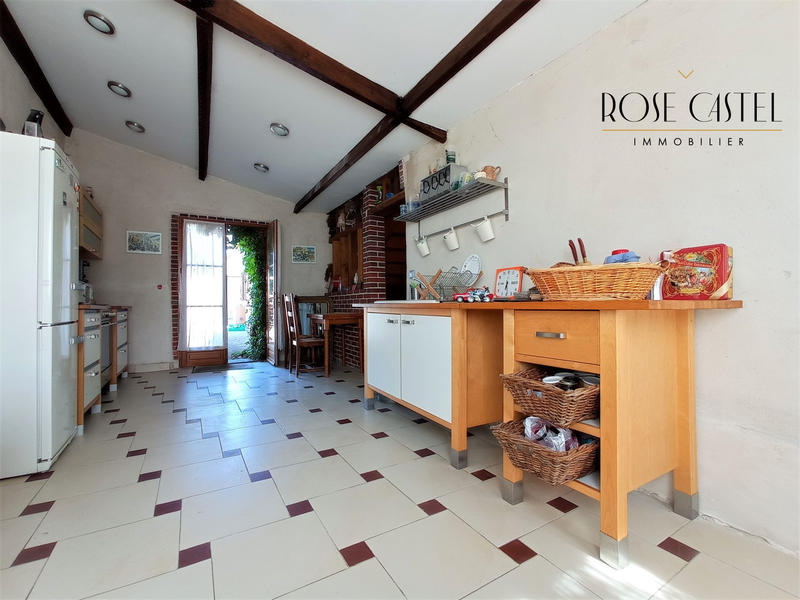 Maison ancienne - 400 m² - 9 pièces