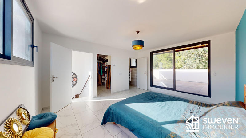 Villa - 150 m² - 6 pièces