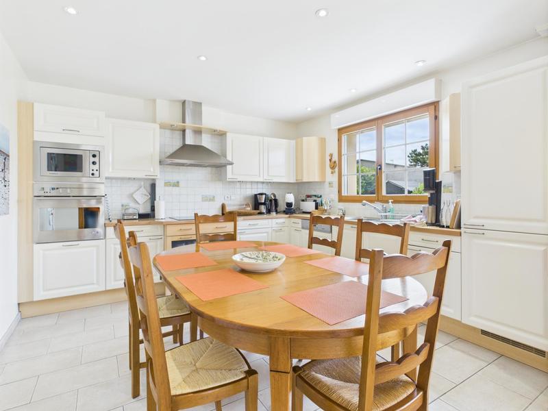 Maison - 155 m² - 6 pièces