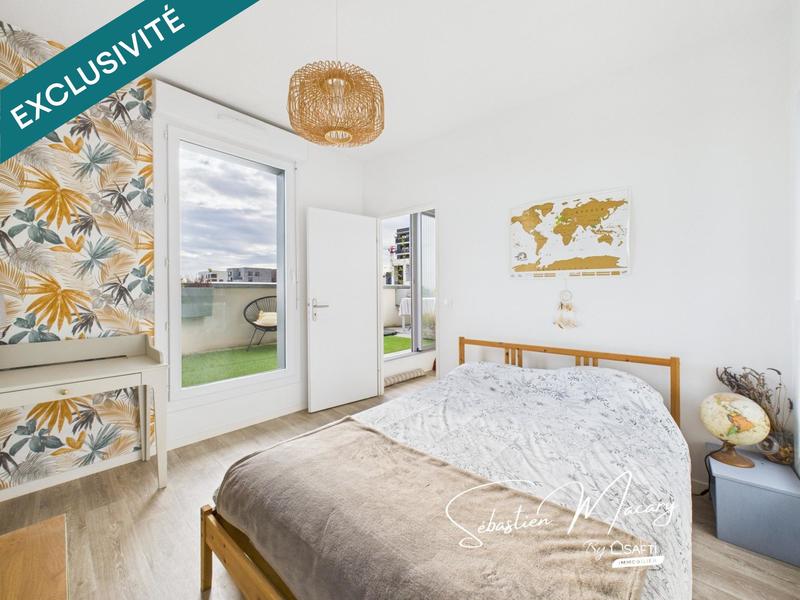 Appartement - 96 m² - 5 pièces