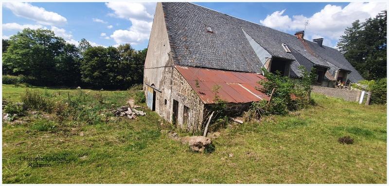 Grange - 180 m² - 2 pièces