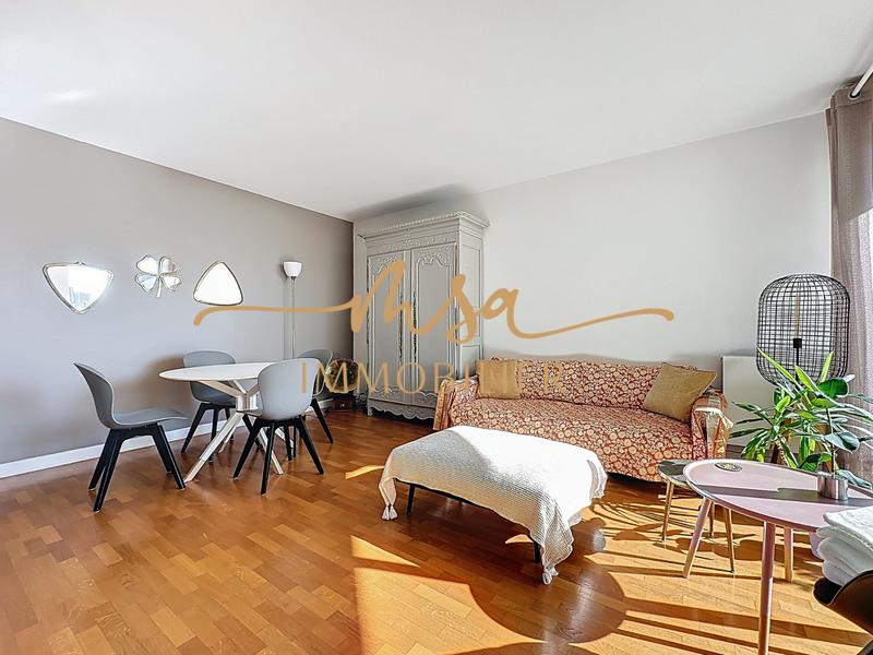 Appartement - 74 m² - 3 pièces