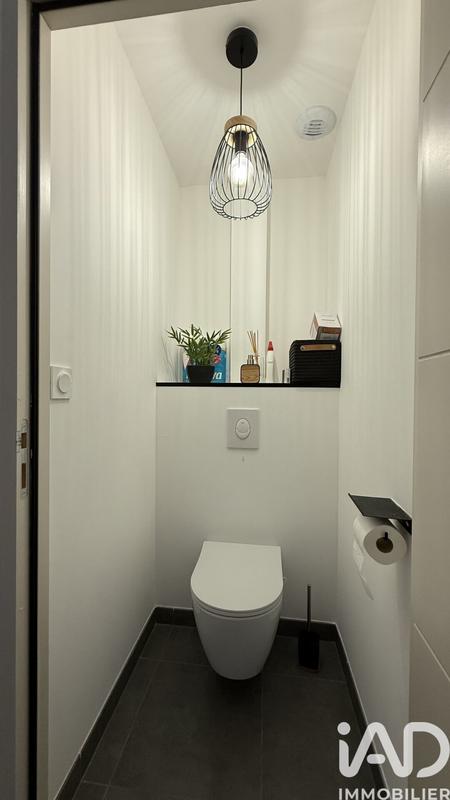 Maison - 93 m² - 4 pièces