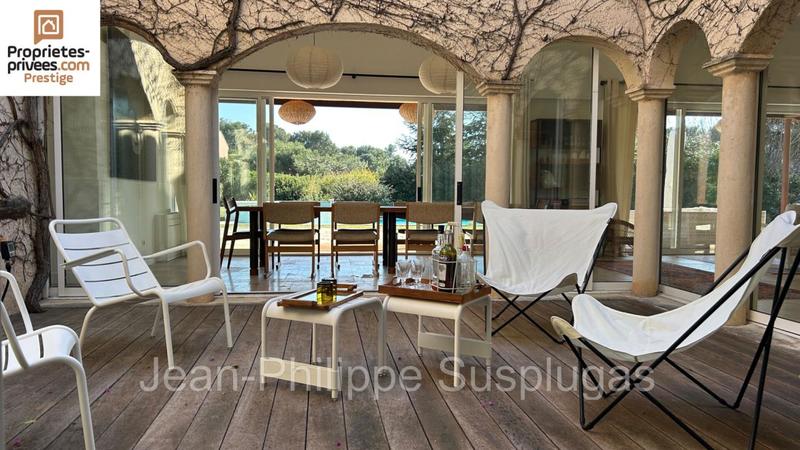 Villa - 298 m² - 7 pièces