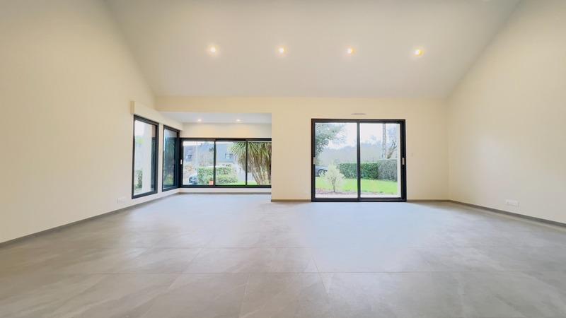 Maison - 122 m² - 5 pièces