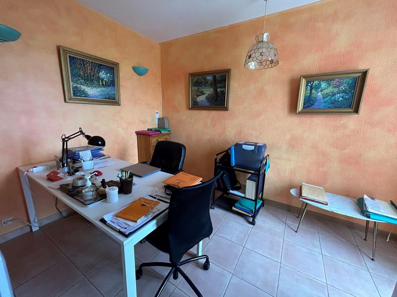 Maison - 199 m² - 8 pièces