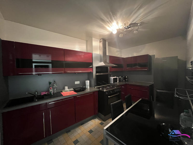 Maison - 173 m² - 4 pièces