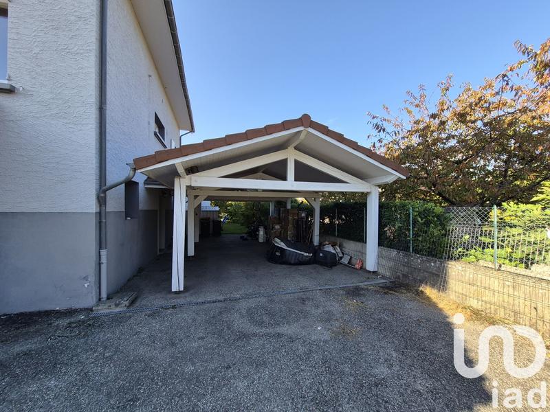 Maison - 312 m² - 6 pièces