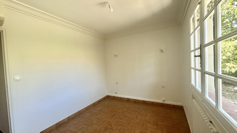 Villa - 264 m² - 7 pièces