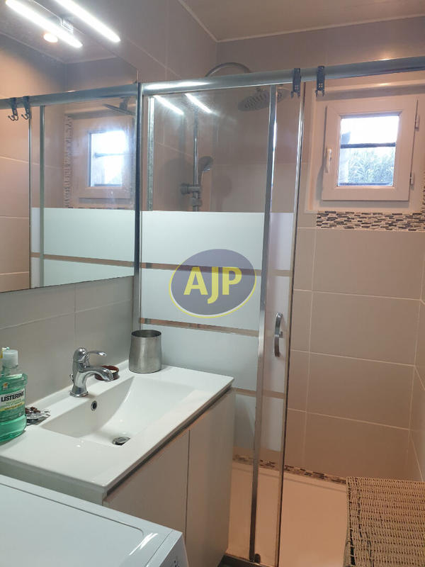 Maison - 169 m² - 6 pièces