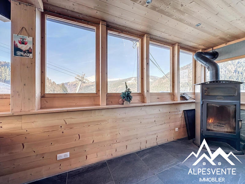 Châlet - 285 m² - 10 pièces