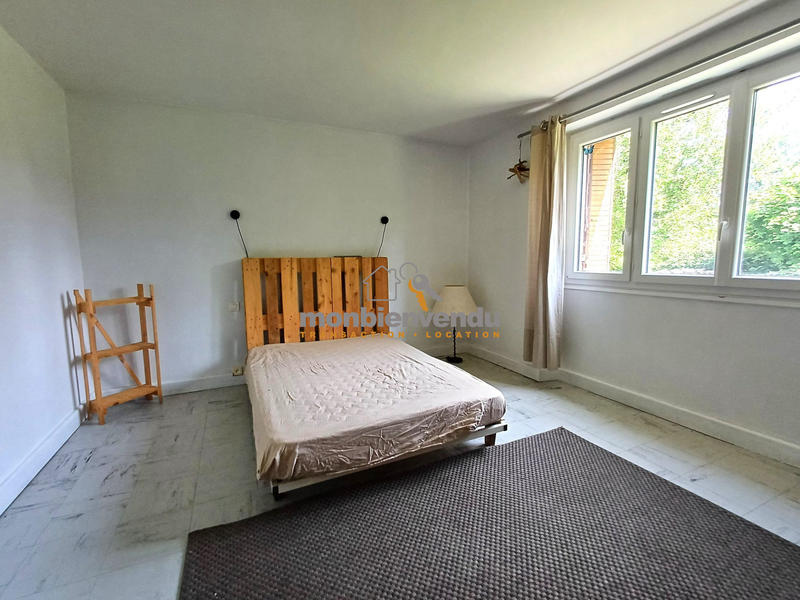 Maison traditionnelle - 188 m² - 5 pièces