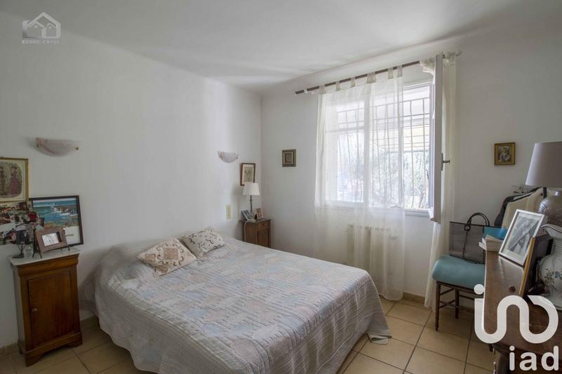 Maison - 305 m² - 14 pièces