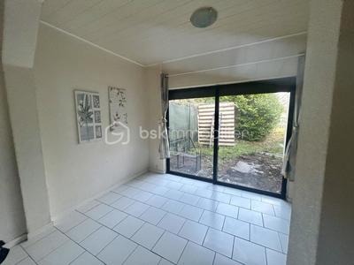 Maison - 85 m² - 3 pièces