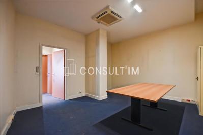 Bureau - 74 m²