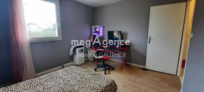 Maison - 89 m² - 4 pièces