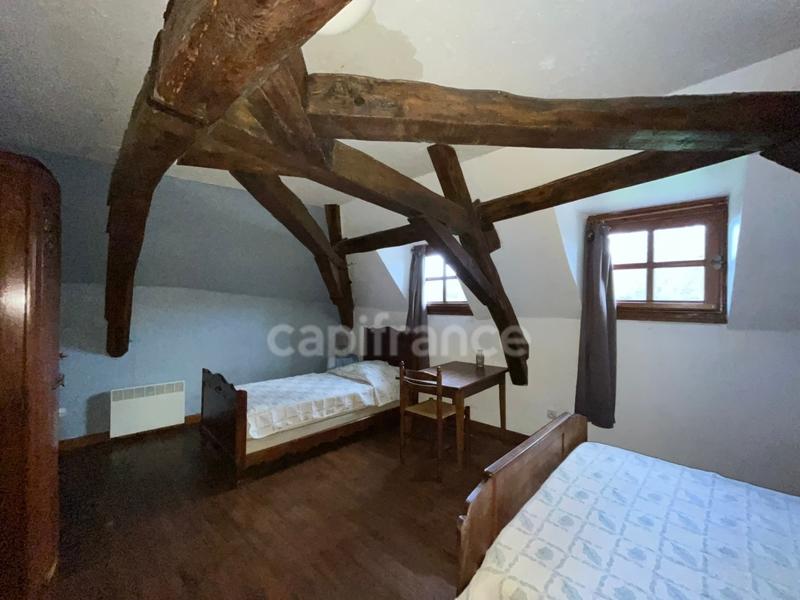 Maison - 494 m² - 13 pièces