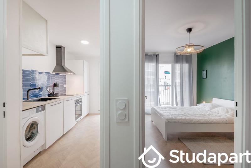 Chambre - 12 m² - 1 pièce