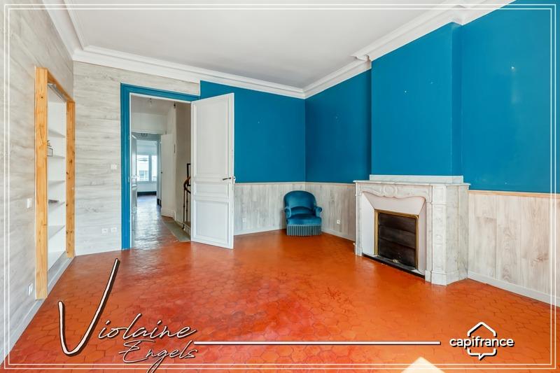 Maison de village - 217 m² - 7 pièces