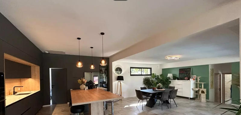 Maison - 190 m² - 6 pièces