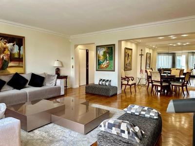 Appartement - 130 m² - 3 pièces