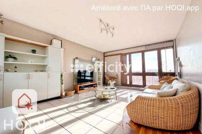 Appartement - 94 m² - 4 pièces