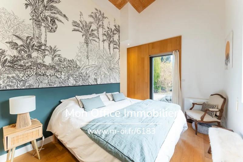 Maison - 160 m² - 5 pièces