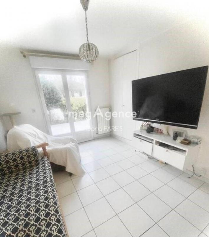 Maison - 176 m² - 8 pièces