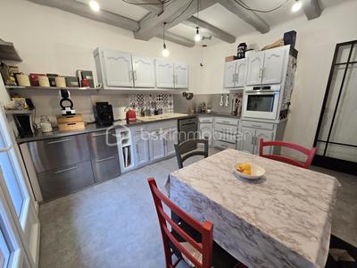 Villa - 200 m² - 7 pièces