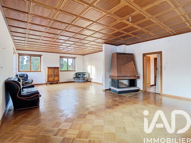 Maison - 357 m² - 8 pièces