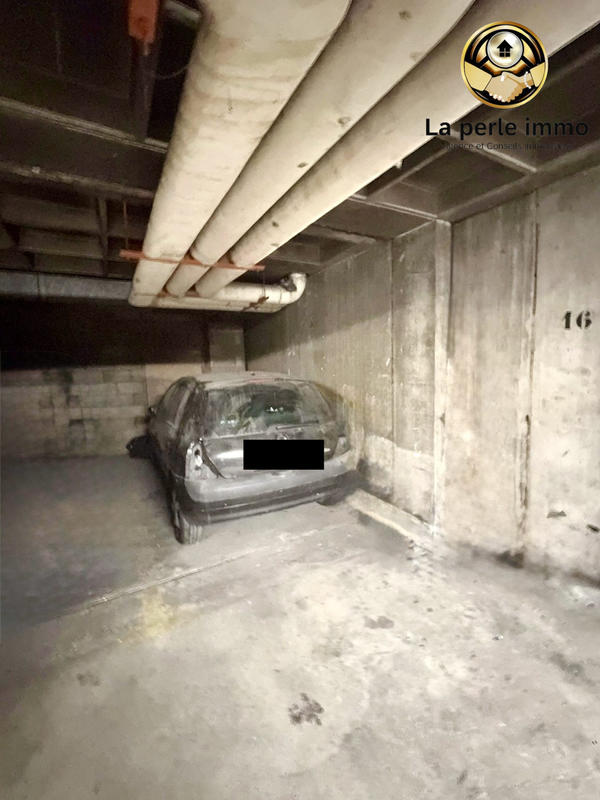 Parking / Garage - 17 m²