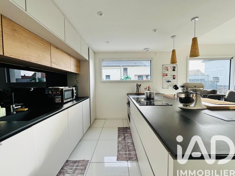 Maison - 105 m² - 6 pièces