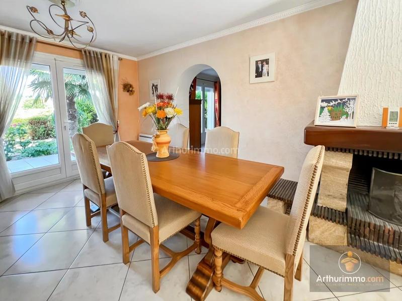 Maison - 155 m² - 9 pièces