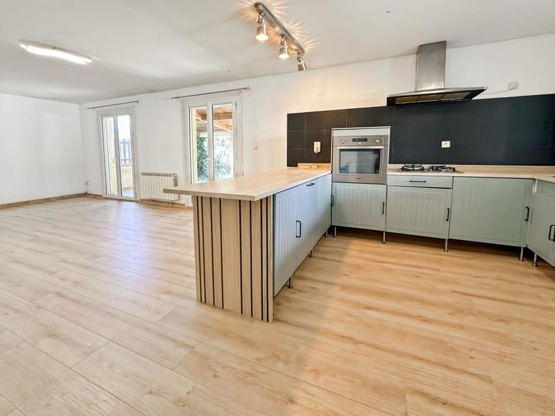 Maison - 115 m² - 4 pièces