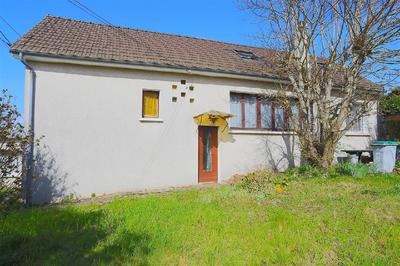 Maison - 95 m² - 6 pièces