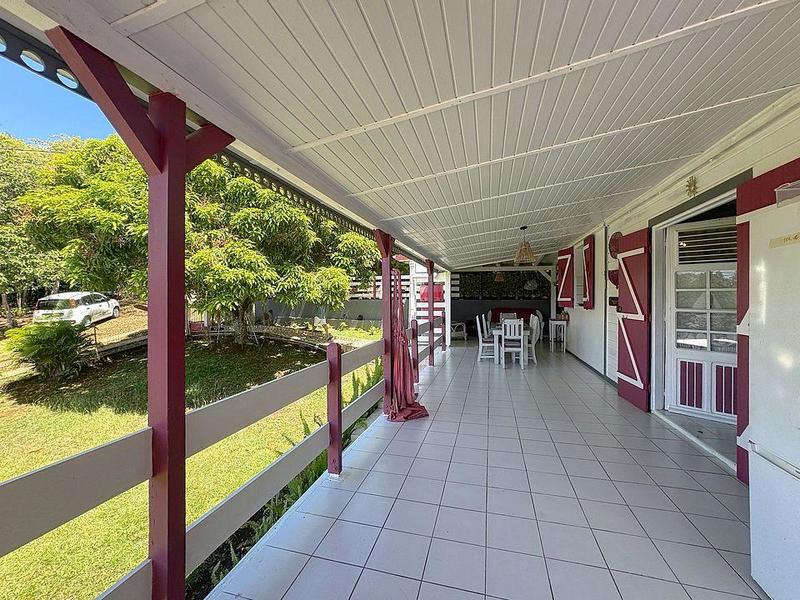 Maison - 92 m² - 4 pièces