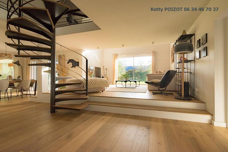 Maison - 140 m² - 7 pièces