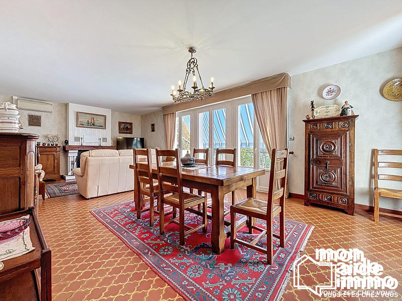 Maison - 160 m² - 6 pièces