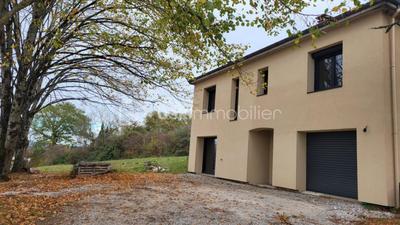 Maison - 125 m² - 5 pièces